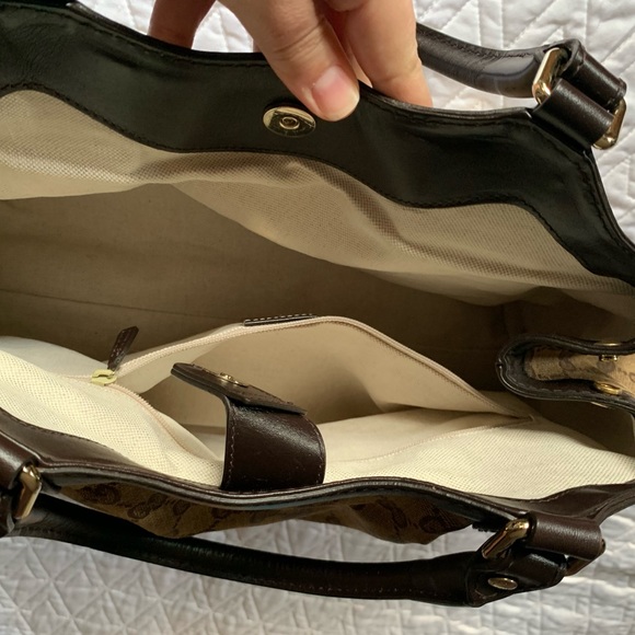 Like New GUCCI Sukey GG Canvas Medium Tote Shoulder Bag Brown Tan Monogram - Picture 14 of 17